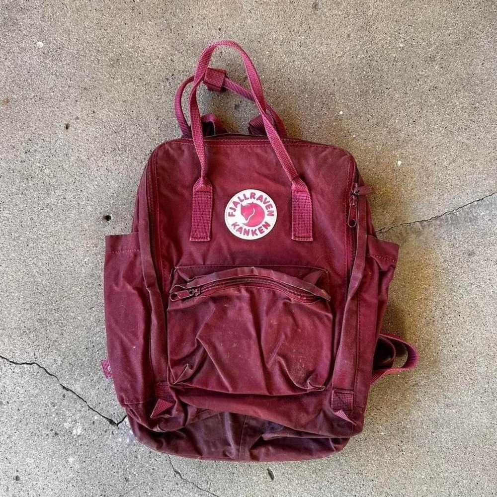 Fjallraven kanken burgundy mini backpack